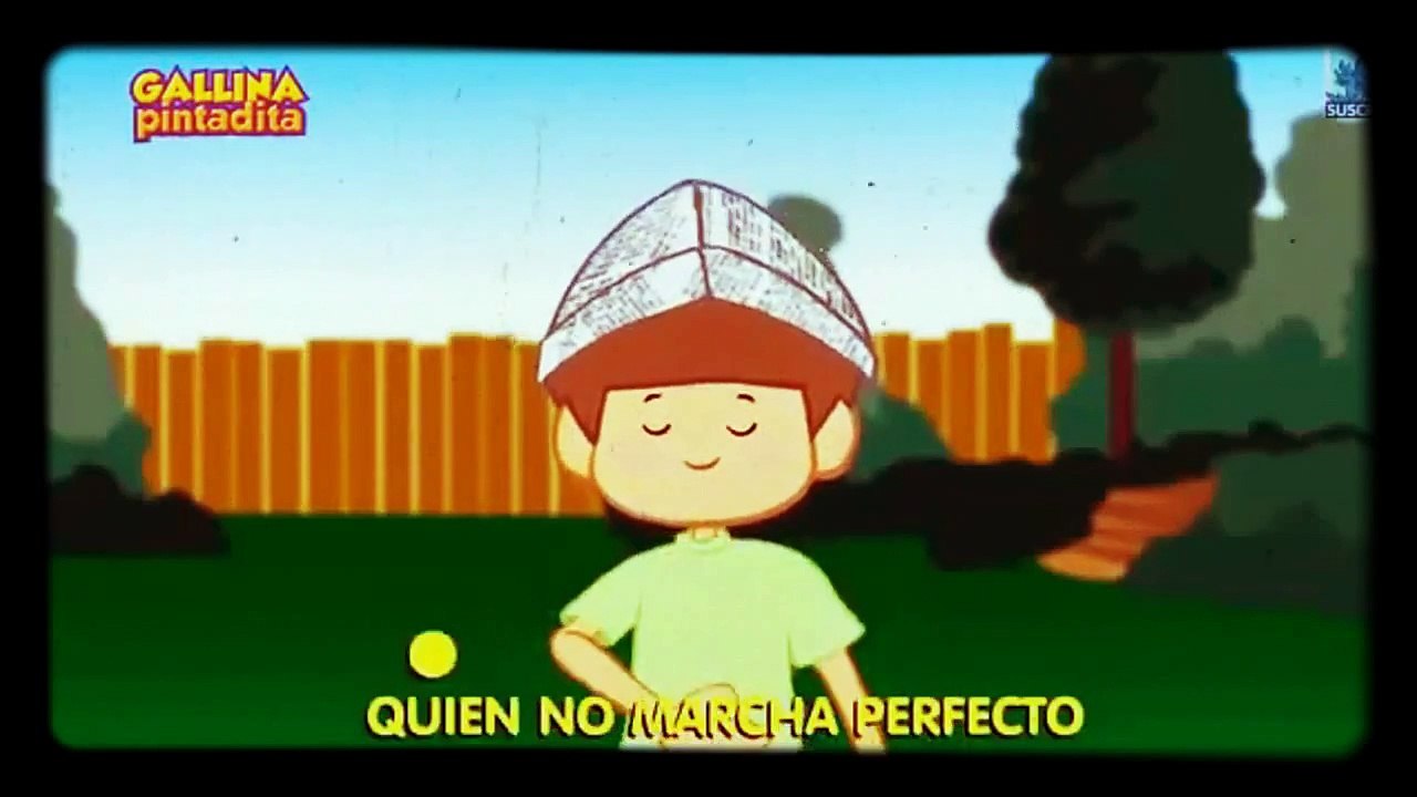 Gallina pintarita cabeza de papel