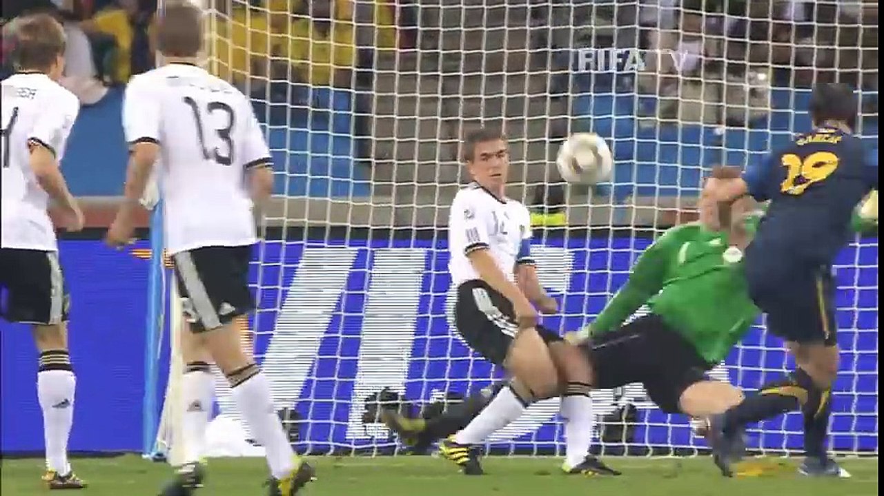 Germany show four fingers to World Cup