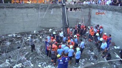 Enkaz Altında Kalan İşçinin Cesedi Çıkartıldı