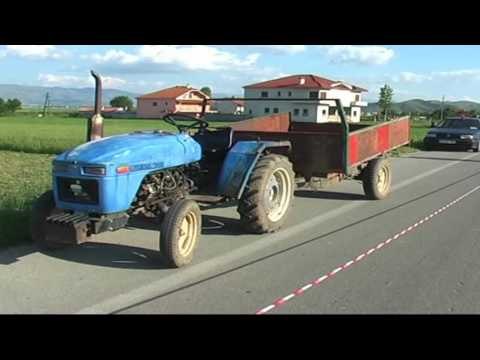 AKSIDENT I RENDE NE AKSIN KORÇE POGRADEC, 8 VJEÇARI HUMB JETEN PASI U PERPLAS NGA MAKINA LAJM