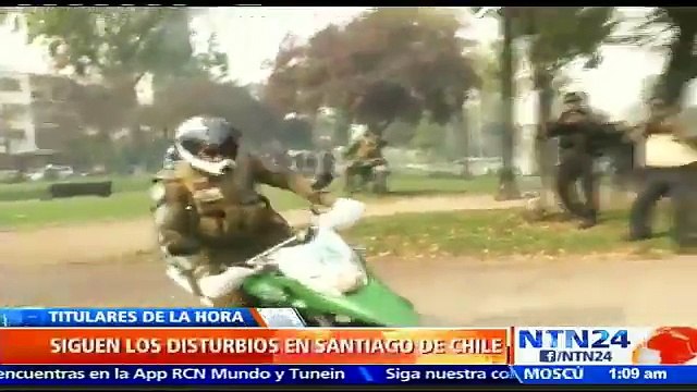 Estudiantes chilenos chocaron en medio de protestas contra carabineros en el centro de Santiago