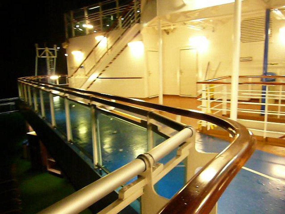ROYAL 008 P1080454