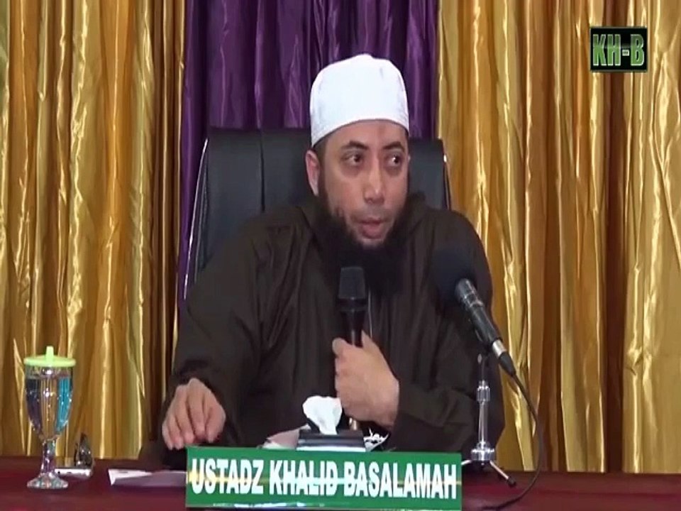 Khalid Basalamah-Mengapa Dalam Islam Budak Boleh Digauli Tanpa Dinikahi