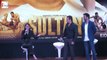 Salman Khan & Anushka Sharma JOKE about Shahrukh & Aamir Khan Sultan Trailer Launch