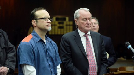 Cet homme est un meurtrier et pourtant toute la planète l'applaudit pour son crime!
