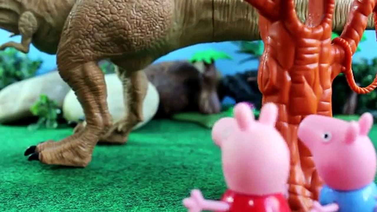 Peppa Pig George Fica Preso no Cocô do Dinossauro   Peppa Portugues2