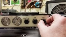 1960's LLOYDS TF-311 AM/FM/SW 10 TRANSISTOR RADIO