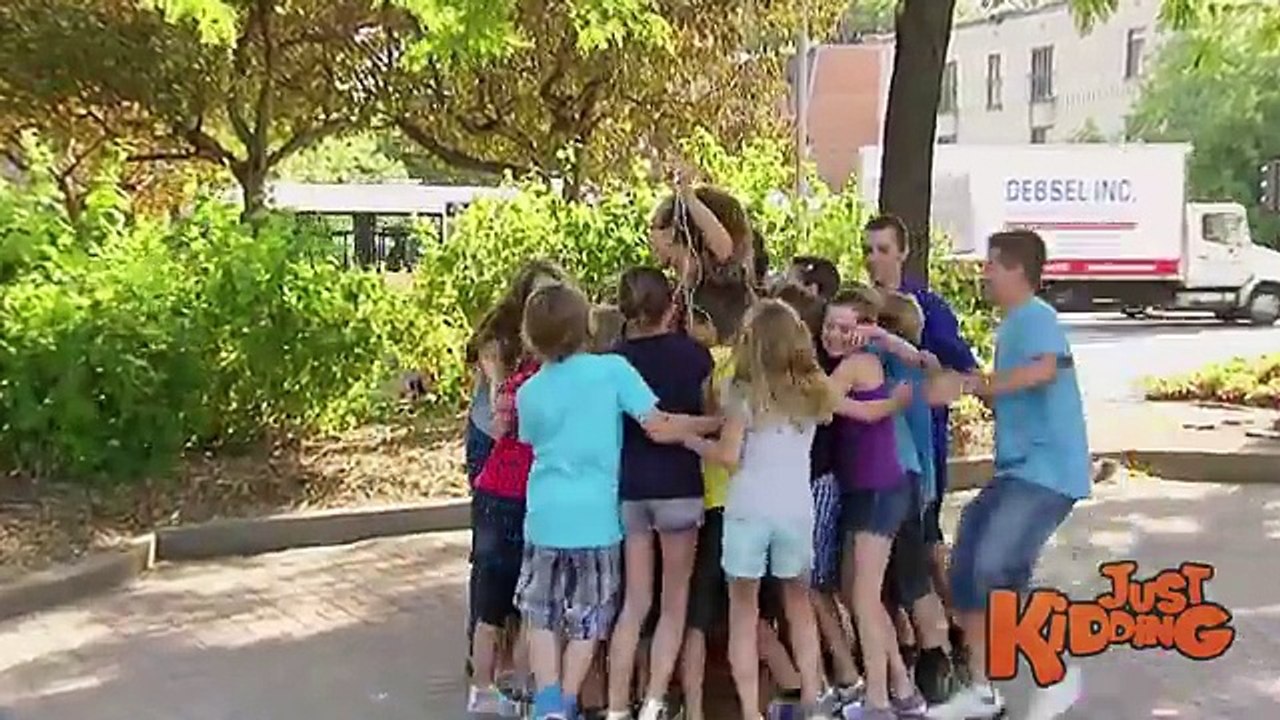Free Hugs Prank