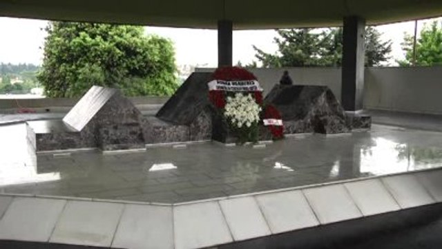 Adnan Menderes Kabri Başında Anıldı
