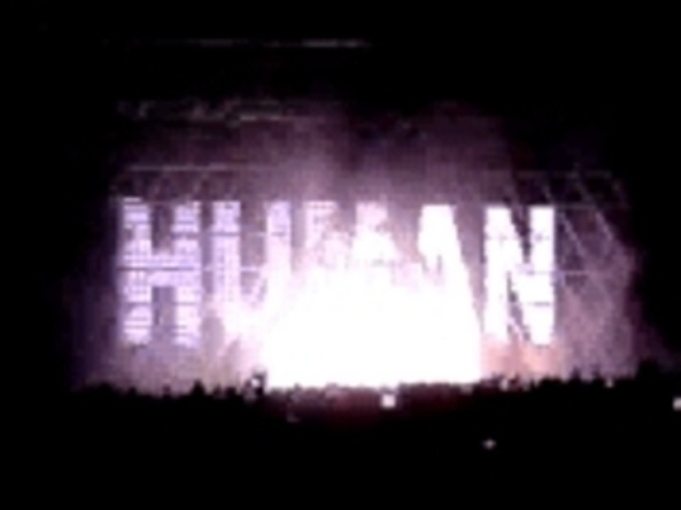 daft punk - 26.06.07 - arenes de nimes - video23
