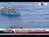 Kapal Terbalik, 100 Orang Terjebak di Lambung Kapal