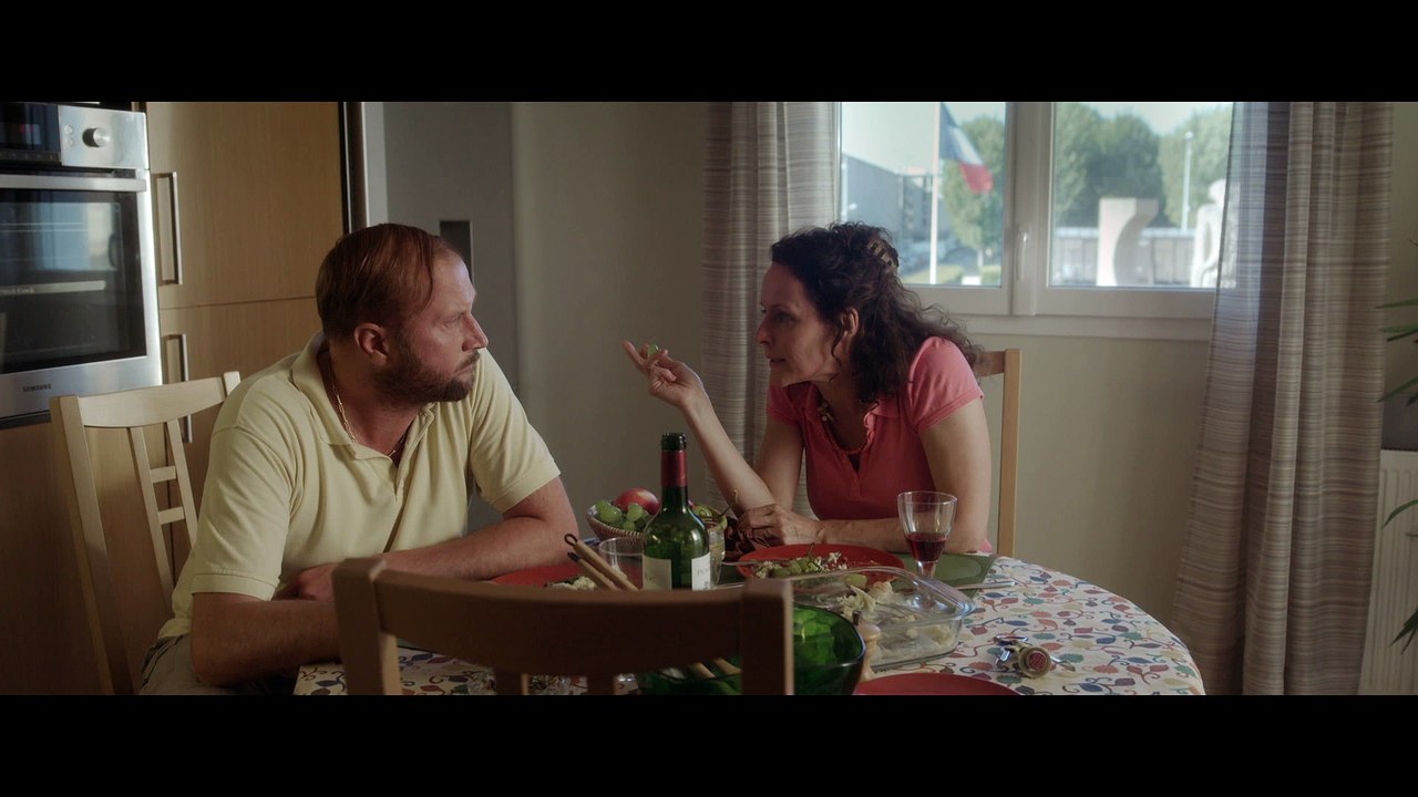 "Ils sont partout" d'Yvan Attal : teaser exclusif avec François Damiens