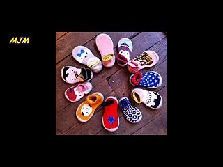 Mes chaussons --- Chansons enfantines --- by MJM