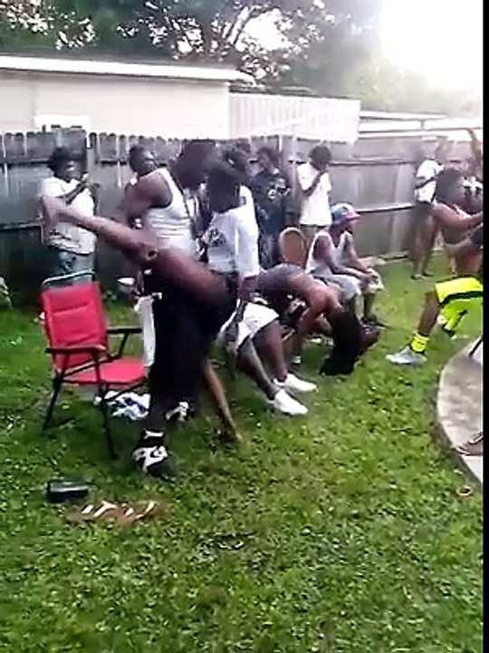House Party Dance Fail In Da Hood -By Funny & Amazing Videos Follow US!!!!!!!!