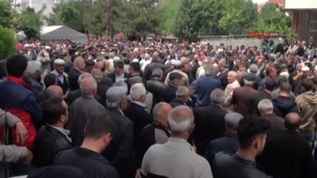 Çorum Şehit Polis Memuru Uğur Yıldız Son Yolculuğuna Uğurlandı-1