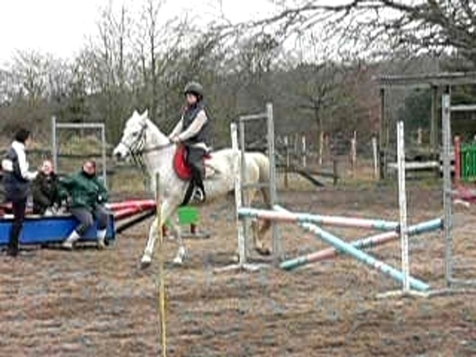 Elisa equitation avril 2006 004