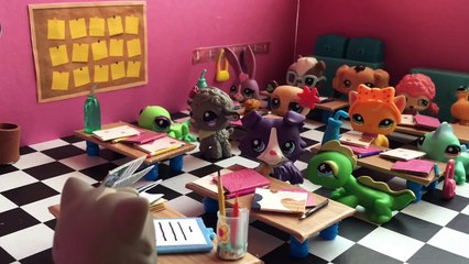 Kendin Yap ❤️ Sınıf Yapımı || Do It Yourself ❤️ How to make a LPS Class || Minişler Cupcake Tv