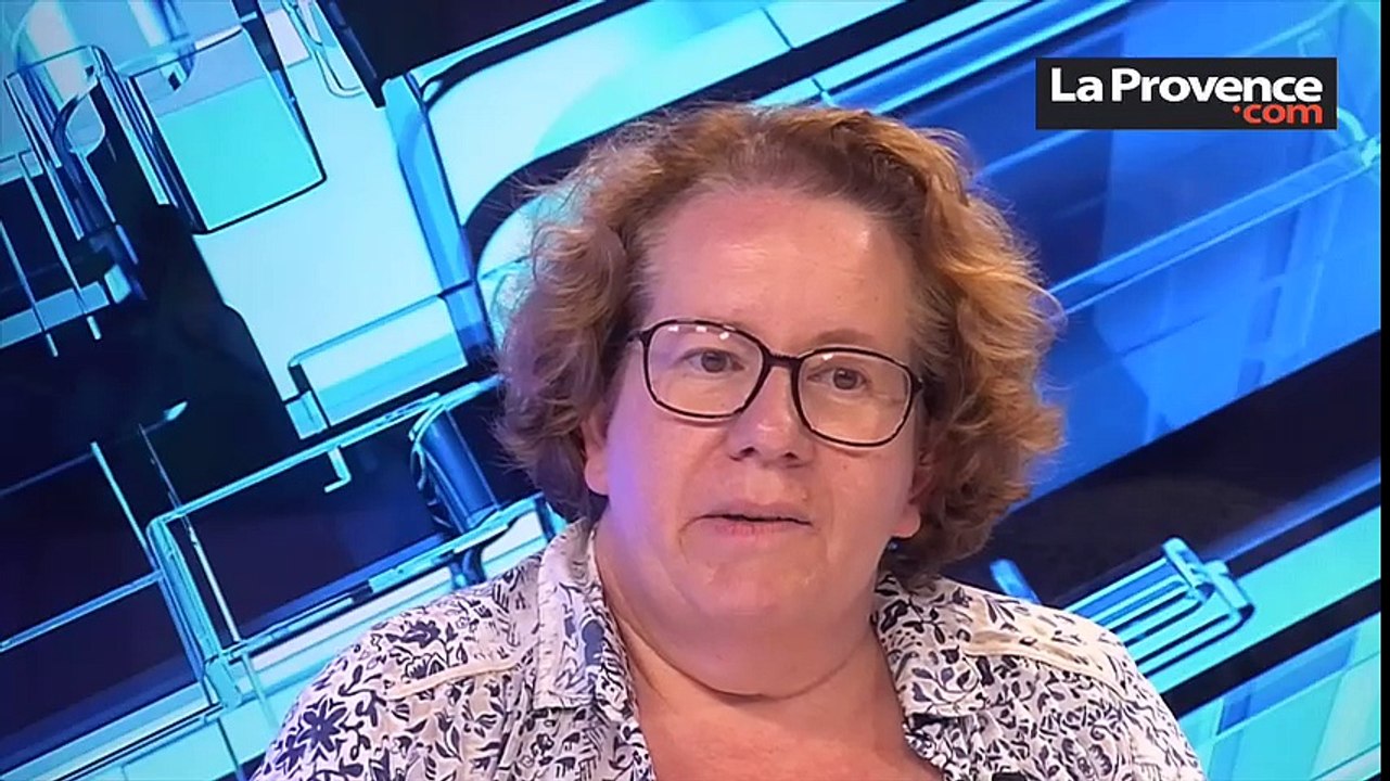 La Poste se dote de consignes pour récupérer les colis