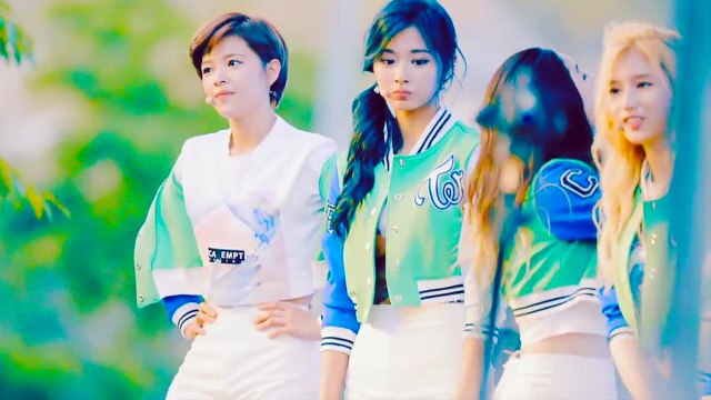 TWICE Dahyun Tzuyu Jeongyeon
