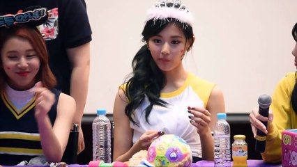 TWICE maknae Chaeyoung Tzuyu