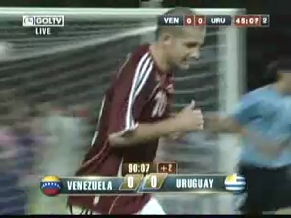 Cesar Freekick v Uruguay