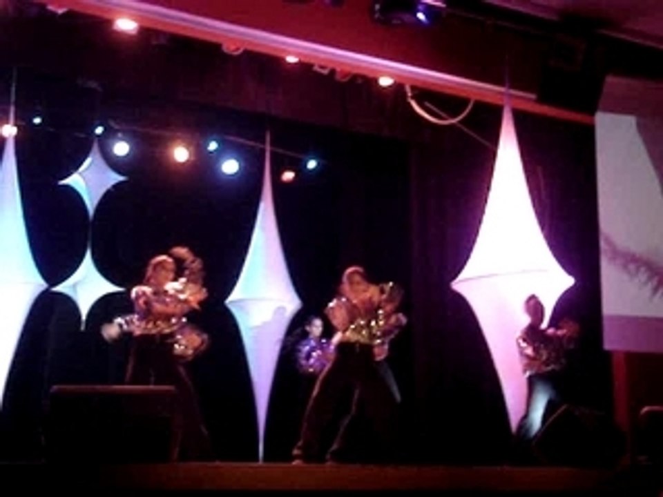 Danseuses niçoises à Opio 1