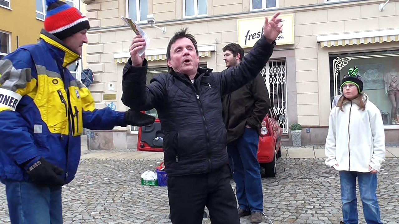 Dipl.-Ing. D. I. Schulz' Erste öffentliche Rede Teil 1 (1080p)