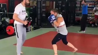 Ronda Rousey Back in Tranning With Edmond