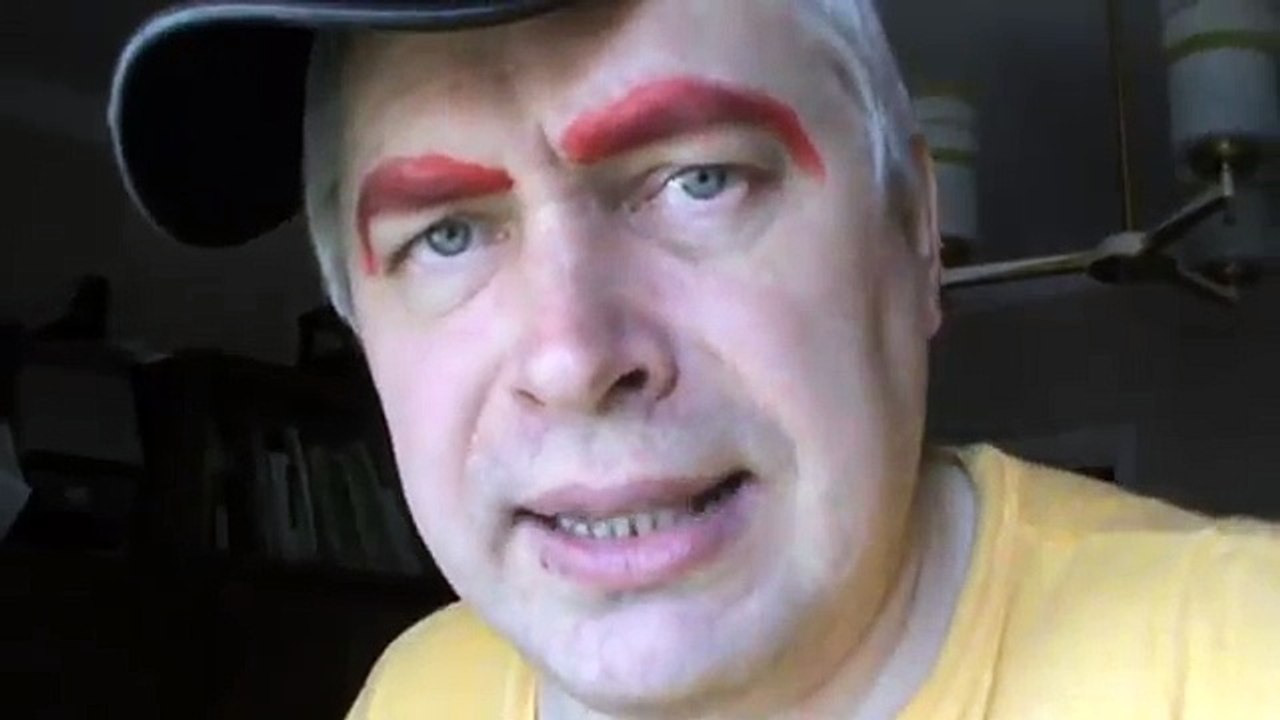 Красные брови — А кто меня снимает на видеокамеру — видео прикол пародия на актёра