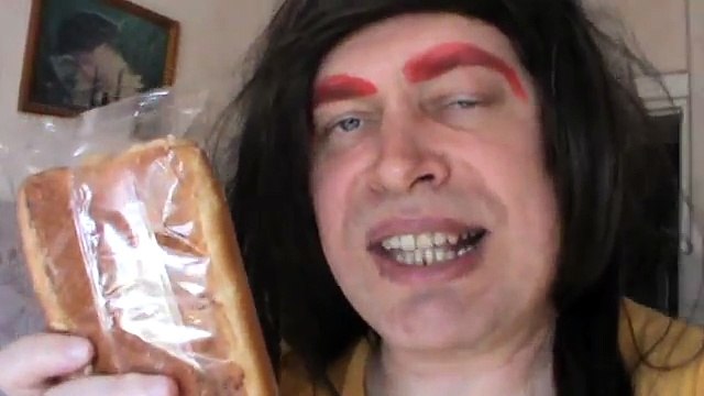 Красные брови — Как мне замахал этот волос от парика — видео прикол пародия на актёра