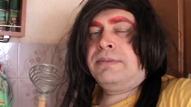 Красные брови — Фигня называется давилка для картошки — видео прикол пародия на актёра