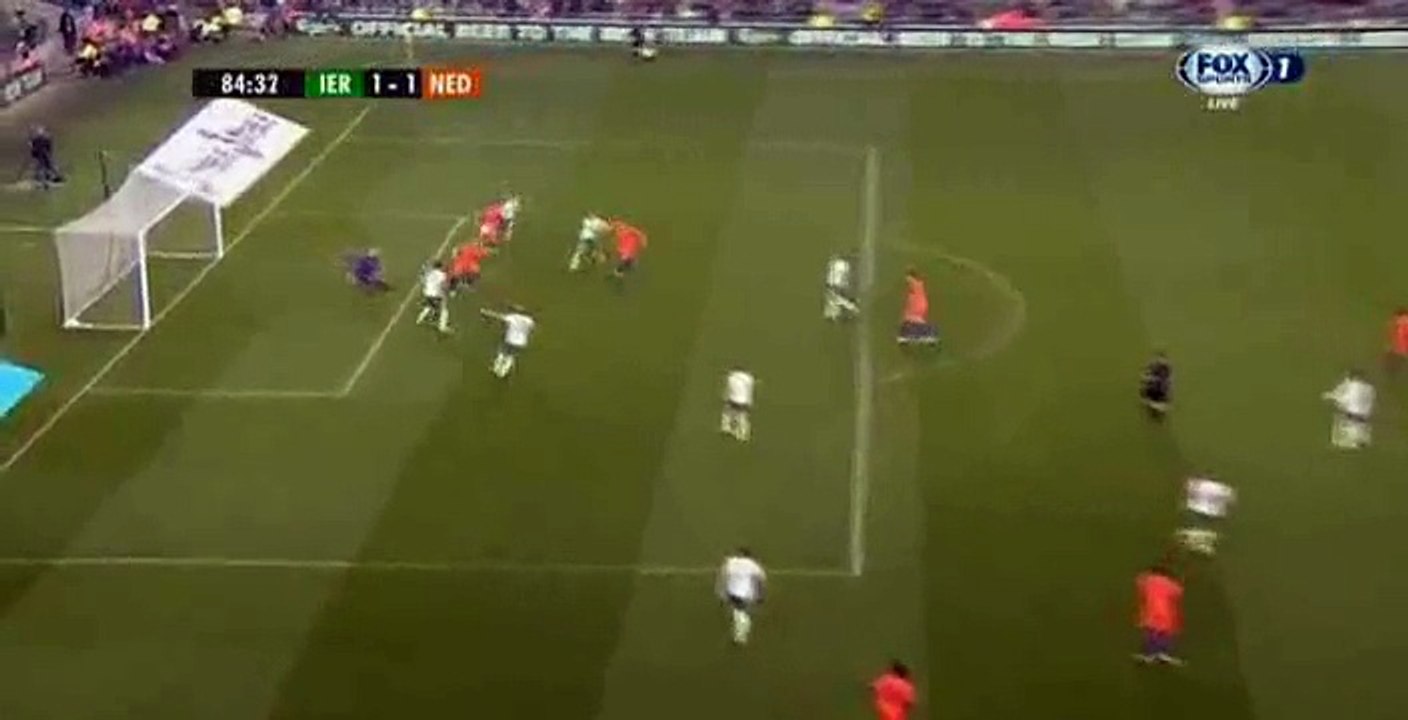 Luuk de Jong Goal HD - Ireland 1-1 Netherlands - 27-05-2016 (1)