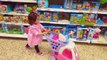 Little Girl Doing Grocery Shopping at Supermarket   Mini Cart   Peppa pig Toys1