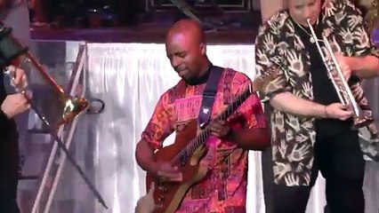 Chicago  Earth, Wind And Fire   25 Or 6 To 4 Live In Concert) WIDESCREEN 1080p HD[1]