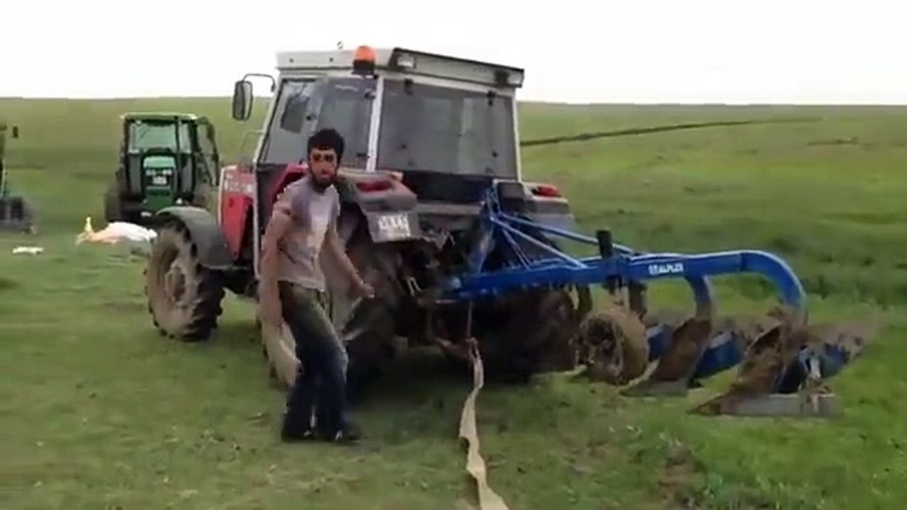 Buyrun abdestsiz cenaze namazına  John Deere 6115 vs Massey ferguson 266 Gold