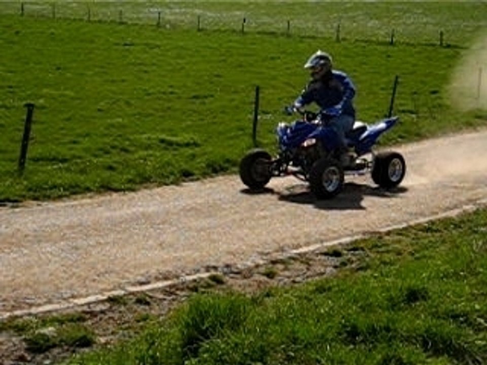 quad yamaha 700 raptor en glisse