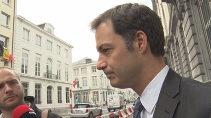 Grèves: les ministres pas prêts à faire des compromis