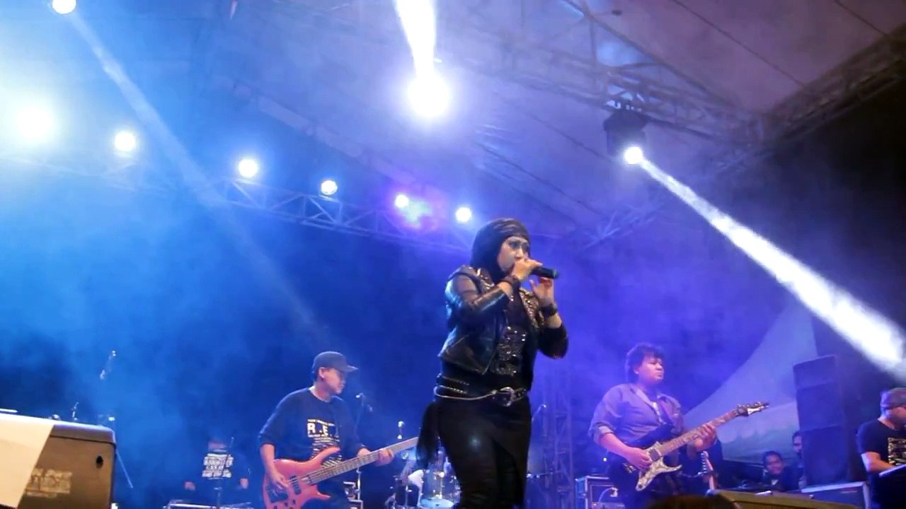 MEL SHANDY live - Biang Keladi - Galuh On The Rock -