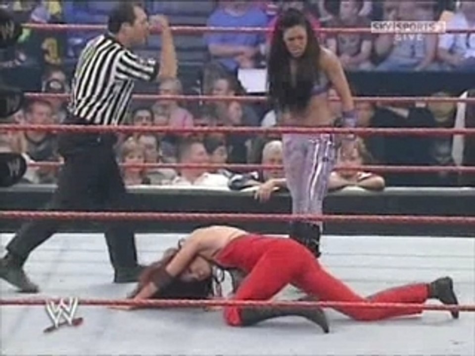 Raw 02 07 2007 Melina vs Maria