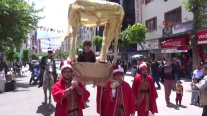 Uşak Padişah Tahtında Sünnet Merasimi
