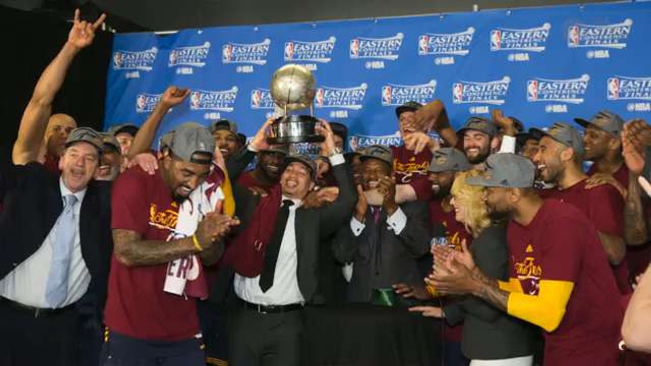 Cavs beat Raptors, advance to finals