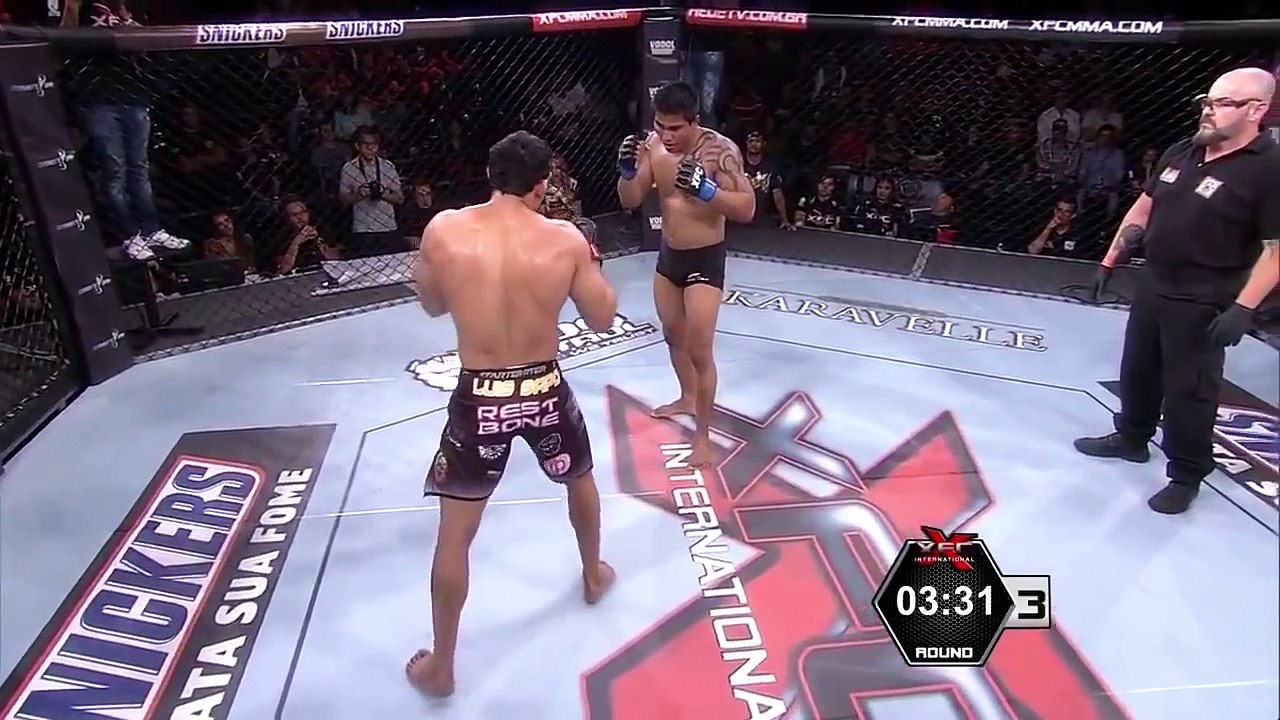 Amazing Knock Out By Front Kick