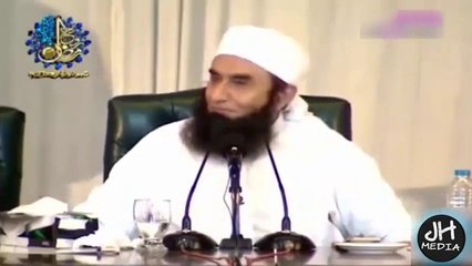 ---When Maulana Tariq Jameel Beaten by His Mother For Cigarete Smokking 2016 - YouTube