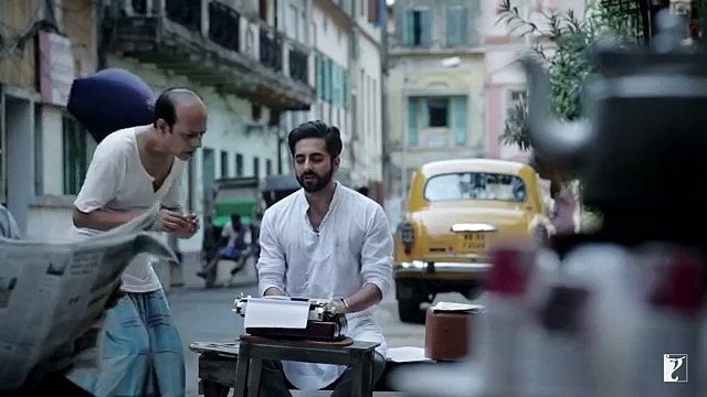 Meet Abhimanyu Roy - Meri Pyaari Bindu - Ayushmann Khurrana - Parineeti Chopra