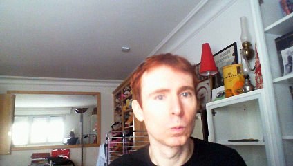 Wiwi égratigne "rendez vous dans une autre vie" de Françoise Hardy