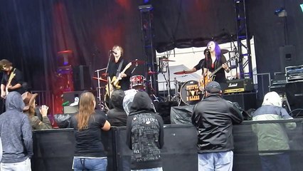 Fistful of Dollars (Live at Dreamfest 2013) Part 3