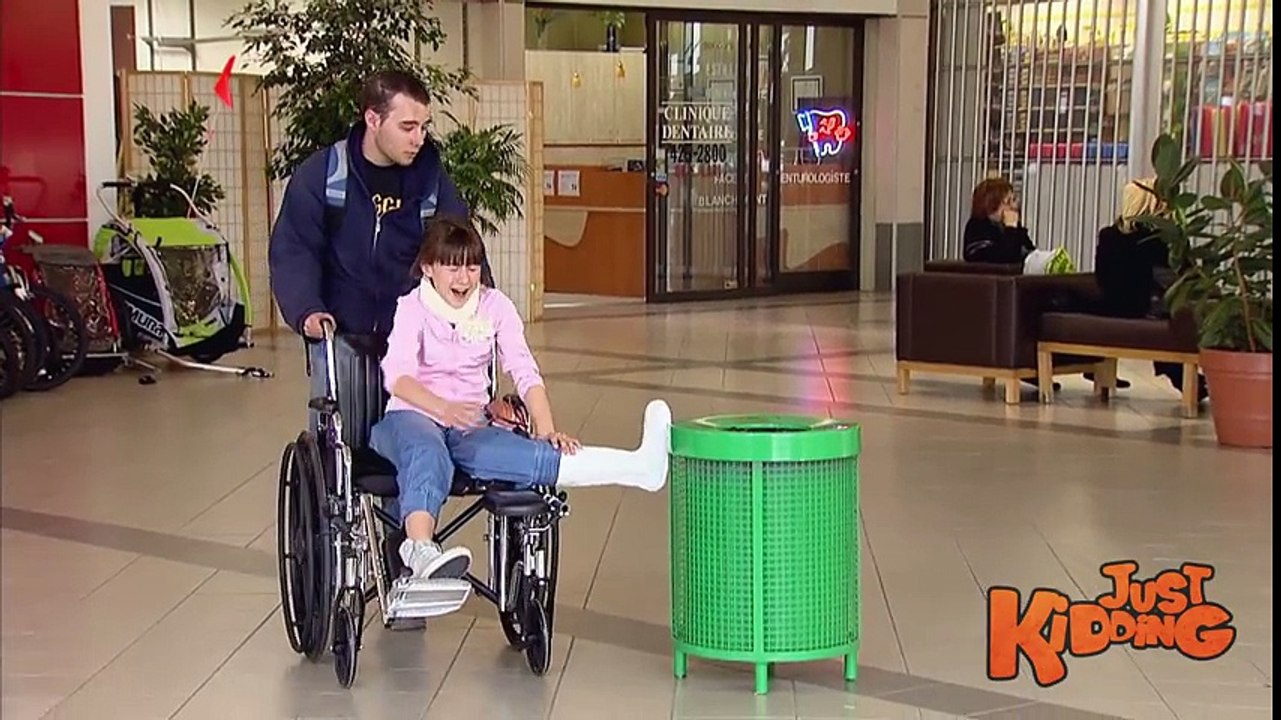 Broken Leg Bends Sideways! Oh Snap!