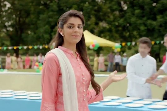 Sanam Saeed - Lemon Max Liquid 3x Power TVC 2016
