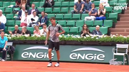 Magnifique revers de Thiem !