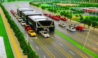 China's Amazing Technology : A Bus that Drives Over Cars on Road